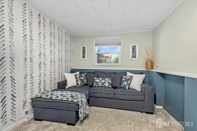 511 Decatur Avenue, Middlesex, NJ 08854
