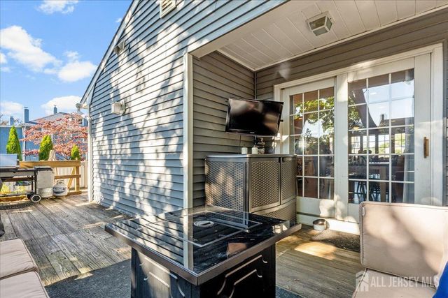511 Decatur Avenue, Middlesex, NJ 08854