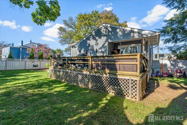 511 Decatur Avenue, Middlesex, NJ 08854