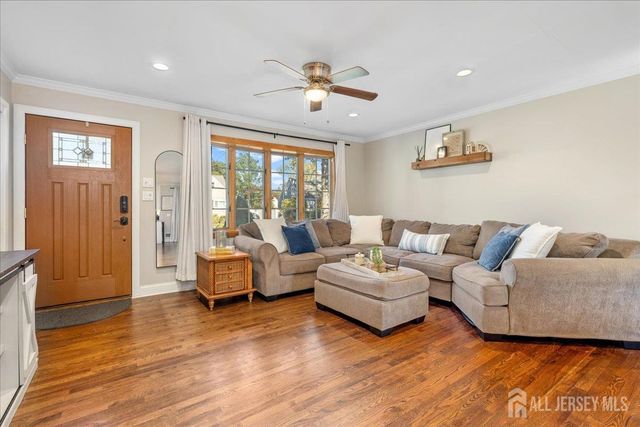 511 Decatur Avenue, Middlesex, NJ 08854