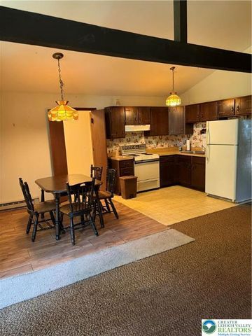 9817 Deerwood Drive, Coolbaugh Twp, PA 18466