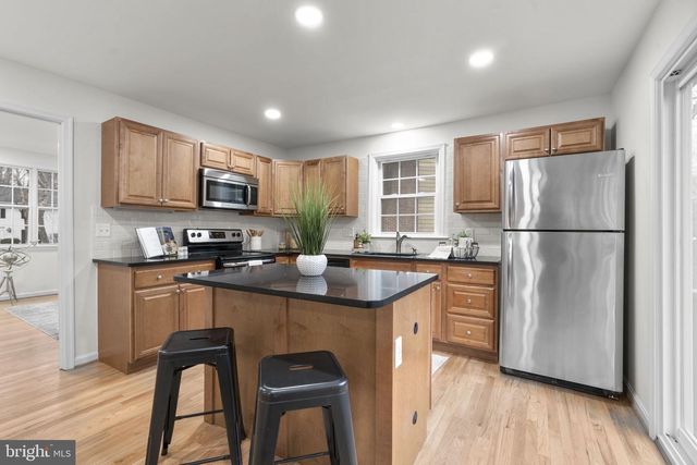 304 FOREST CT, Severna Park, MD 21146