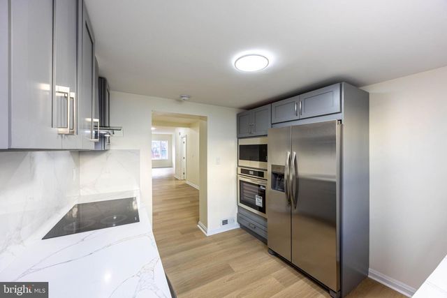 1715 S 16TH ST, Philadelphia, PA 19145