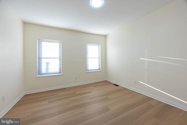 1715 S 16TH ST, Philadelphia, PA 19145