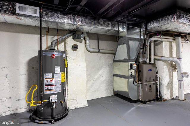 1715 S 16TH ST, Philadelphia, PA 19145