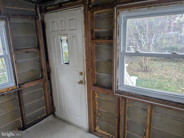 2033 GENESEE ST, Hamilton, NJ 08610