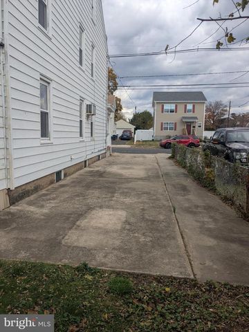 2033 GENESEE ST, Hamilton, NJ 08610