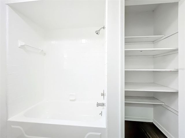 1533 SACKETT CIRCLE, Orlando, FL 32818