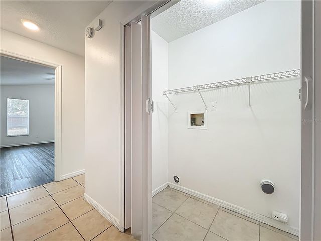 1533 SACKETT CIRCLE, Orlando, FL 32818