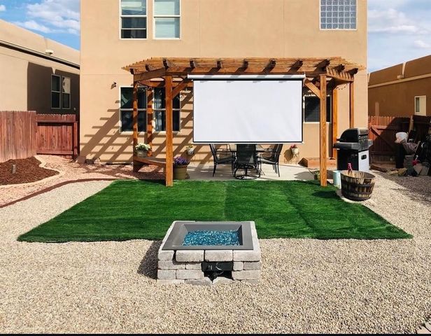 4208 Entrada Sonata, Santa Fe, NM 87505
