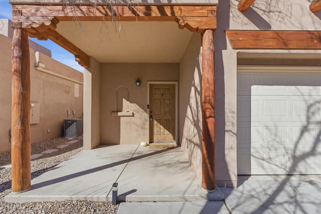 4208 Entrada Sonata, Santa Fe, NM 87505