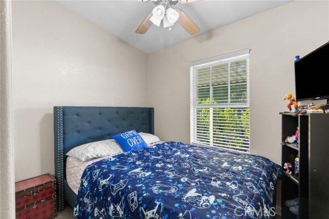 11401 Topanga Canyon Boulevard 35, Chatsworth (los Angeles), CA 91311