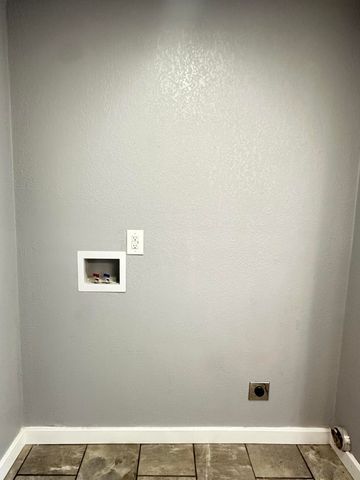 109 N Maple Street, Monett, MO 65708