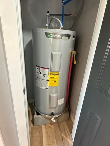 109 N Maple Street, Monett, MO 65708