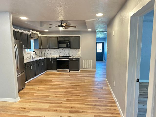 109 N Maple Street, Monett, MO 65708