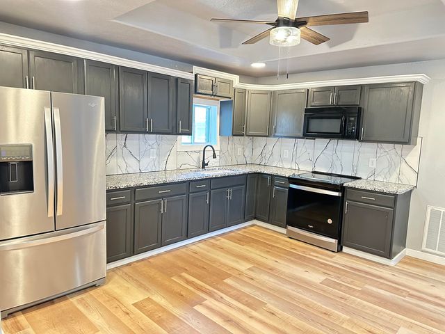 109 N Maple Street, Monett, MO 65708