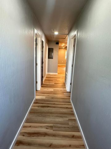 109 N Maple Street, Monett, MO 65708