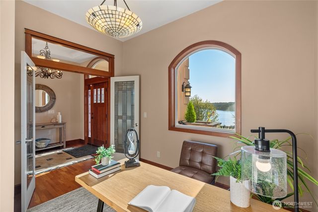 20619 NE 16th Street, Sammamish, WA 98074