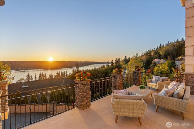 20619 NE 16th Street, Sammamish, WA 98074