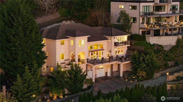 20619 NE 16th Street, Sammamish, WA 98074