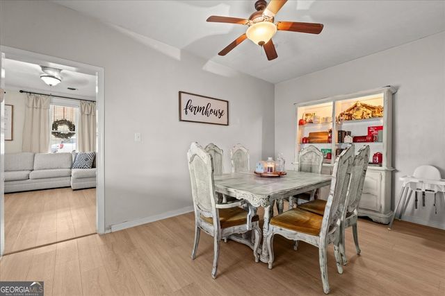 184 Garrett Circle, Carrollton, GA 30117