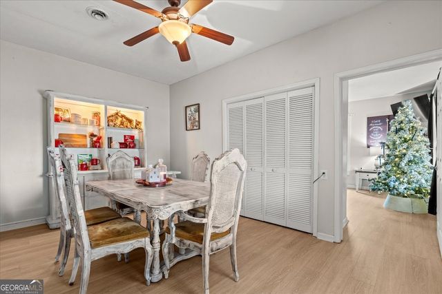 184 Garrett Circle, Carrollton, GA 30117