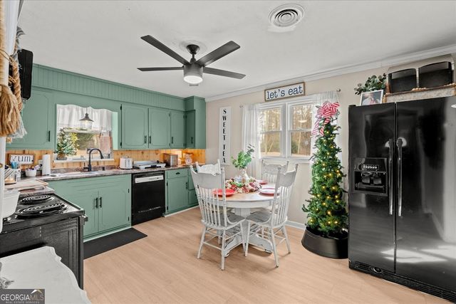 184 Garrett Circle, Carrollton, GA 30117