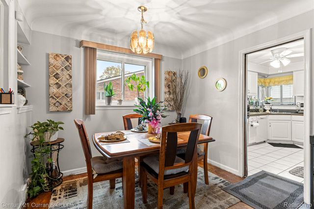 22151 Whitmore Street, Oak Park, MI 48237