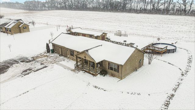 4698 S 650 W, La Porte, IN 46350