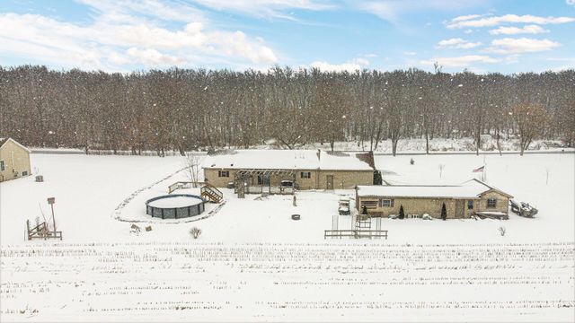 4698 S 650 W, La Porte, IN 46350