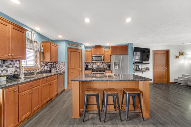 4698 S 650 W, La Porte, IN 46350