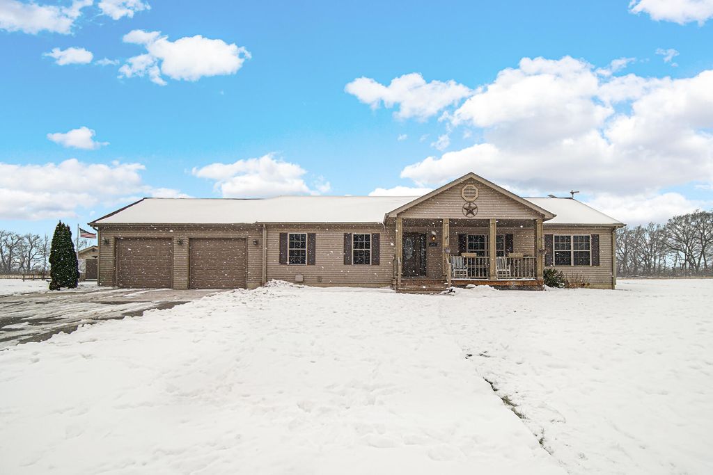 4698 S 650 W, La Porte, IN 46350