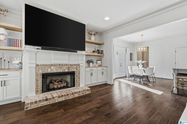 366 STRATHAVEN DRIVE, Pelham, AL 35124