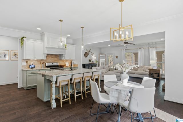 366 STRATHAVEN DRIVE, Pelham, AL 35124