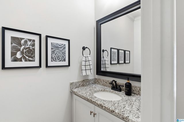 366 STRATHAVEN DRIVE, Pelham, AL 35124