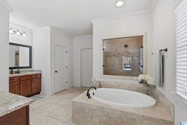 366 STRATHAVEN DRIVE, Pelham, AL 35124