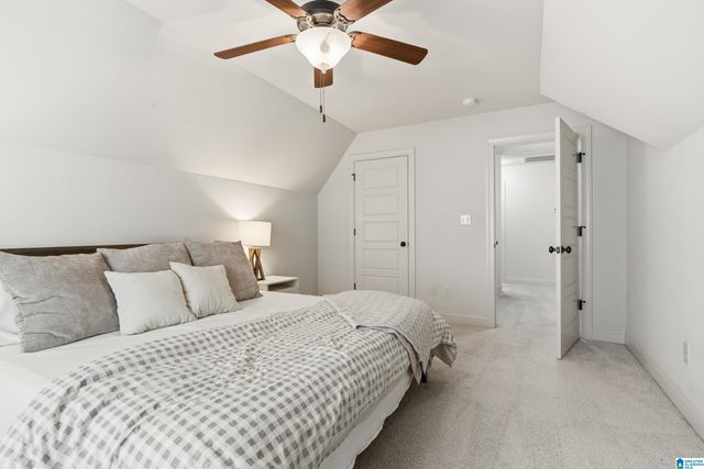 366 STRATHAVEN DRIVE, Pelham, AL 35124