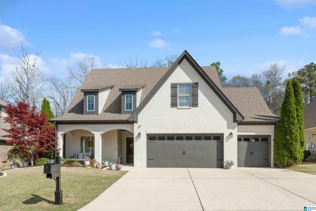 366 STRATHAVEN DRIVE, Pelham, AL 35124