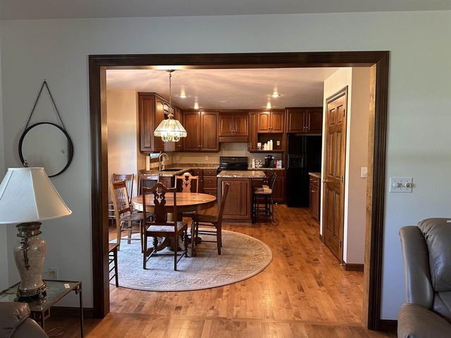 2704 BROOKVIEW DRIVE, Green Bay, WI 54313