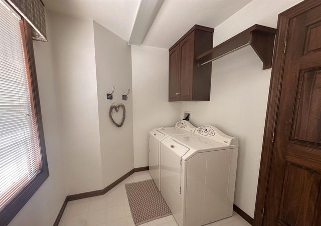 2704 BROOKVIEW DRIVE, Green Bay, WI 54313
