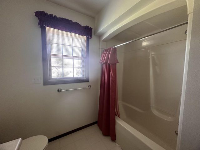 2704 BROOKVIEW DRIVE, Green Bay, WI 54313
