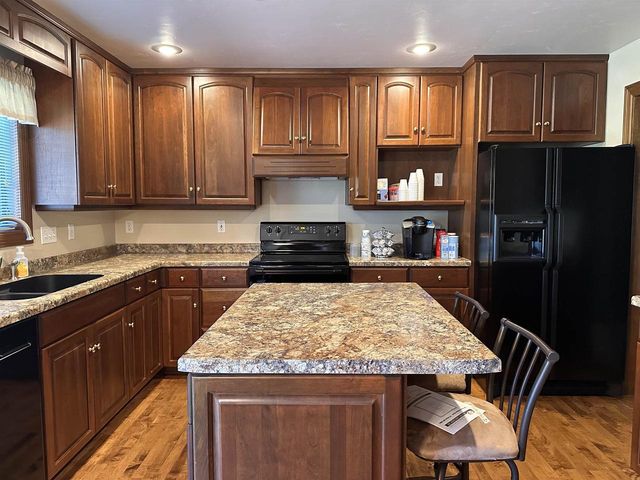 2704 BROOKVIEW DRIVE, Green Bay, WI 54313