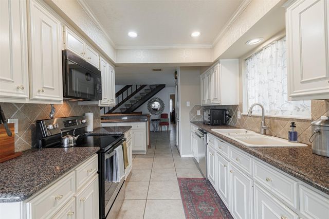 20207 Hampshire Rocks Drive, Katy, TX 77450