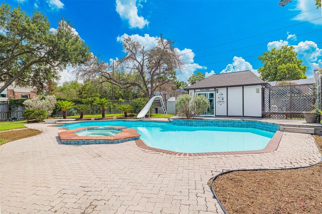 20207 Hampshire Rocks Drive, Katy, TX 77450