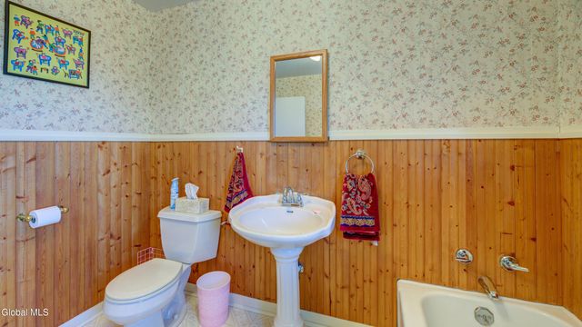 234 Log City Road, Amsterdam, NY 12010