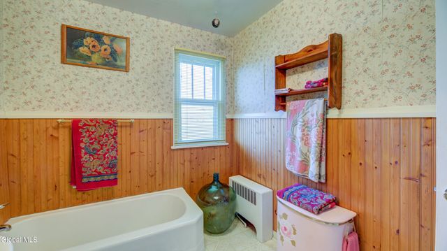 234 Log City Road, Amsterdam, NY 12010