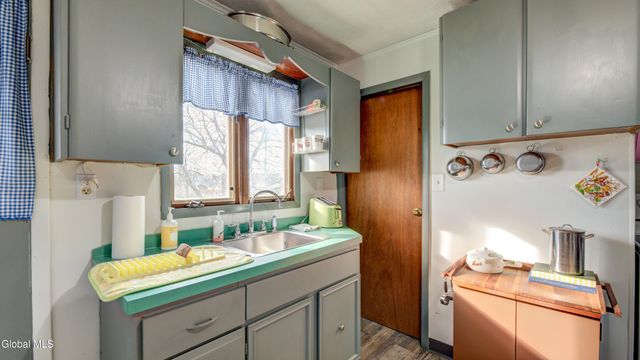 234 Log City Road, Amsterdam, NY 12010