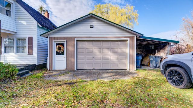 234 Log City Road, Amsterdam, NY 12010