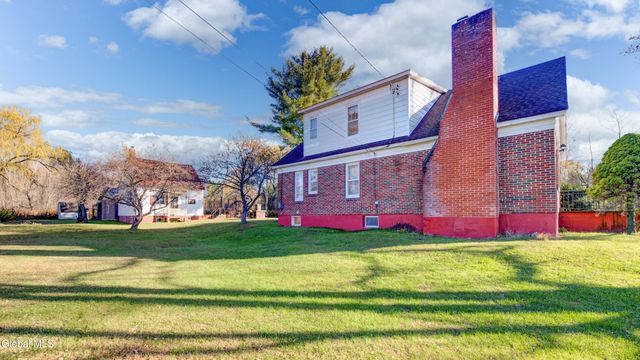 234 Log City Road, Amsterdam, NY 12010