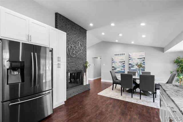 21 Graeler Drive, St Louis, MO 63146